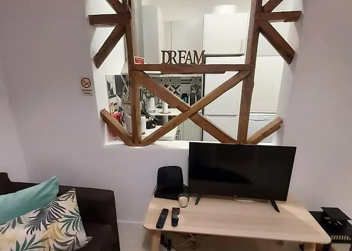 Tesaly شقة ماغديبورغ